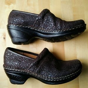 Softspots Larissa clogs, Coffee Suede